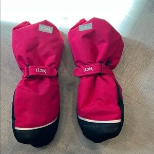 Girls Waterproof Pink Mittens